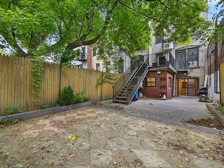 521 Decatur St #1C — Photo 6