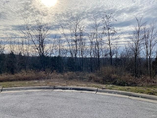 2nd image of 115 Carmel Ln