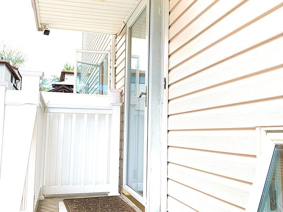 2nd image of 278 Doane Ave