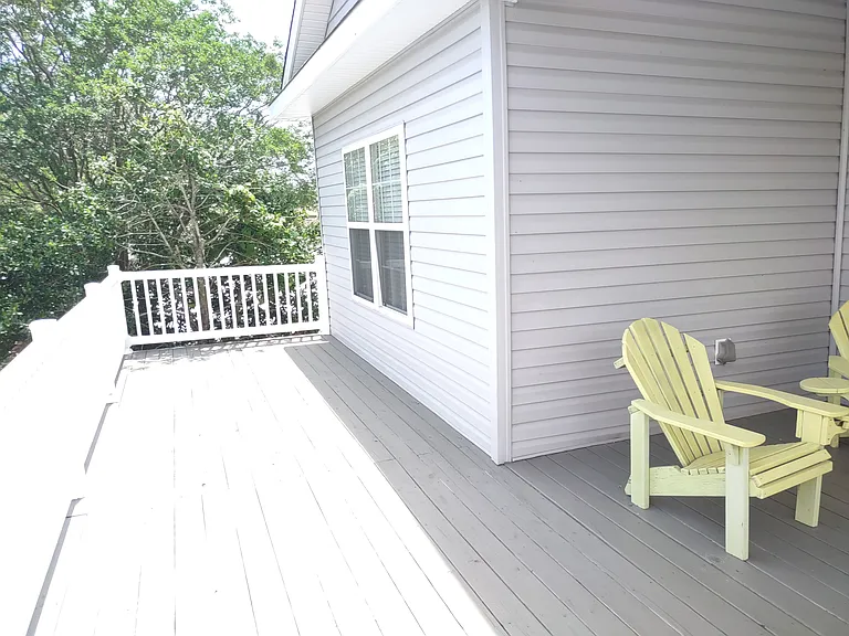 321 Cape Fear Blvd — Photo 8