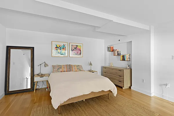 Sold by Compass | media 7