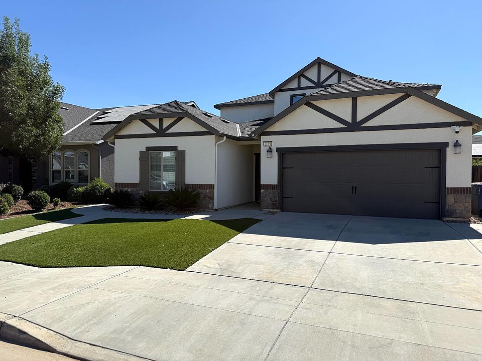 2nd image of 2139 La Canada Ave