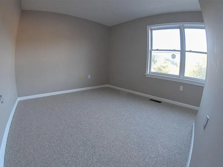52 Cadogan Way — Photo 10