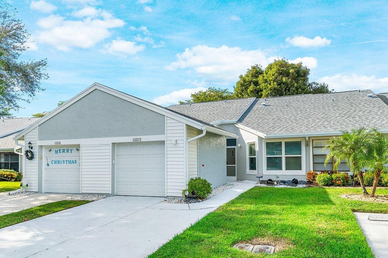 12215 Country Greens Blvd