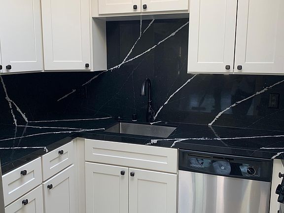 4th image of 700 39th Ave APT 402