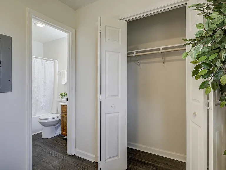 714 N North St #6 — Photo 17