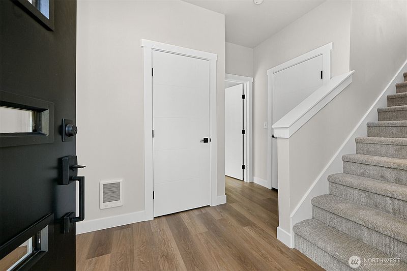 3rd image of 219 Prince Avenue #101