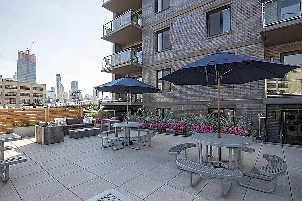 Rented by Modern Spaces | media 12