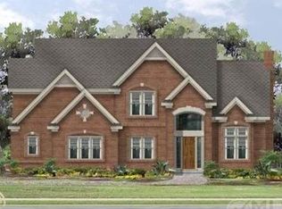 9332 Oakmont Dr, Clarkston, MI 48348