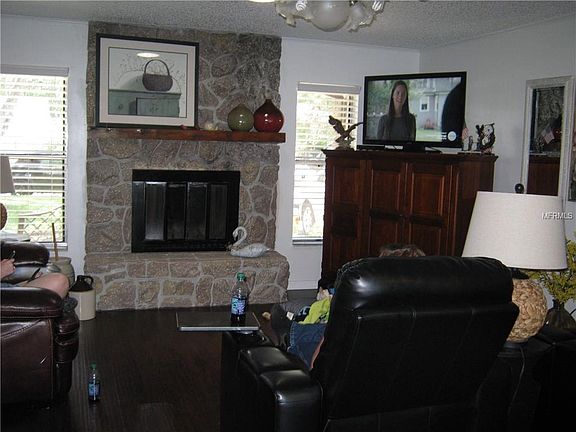 2nd image of 4712 Mesa Verde Dr