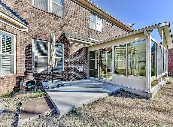 3rd image of 4040 Deer Track Ct
