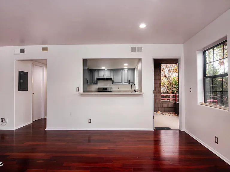 787 Magnolia Ave #3 — Photo 3