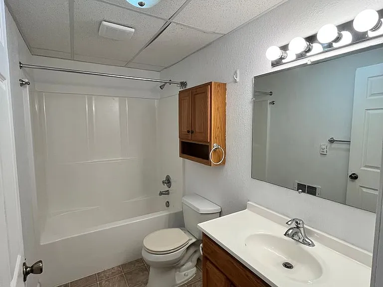 471 Palisade Trl — Photo 31