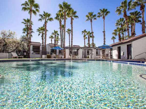 Townhomes on the Park Apartment Homes