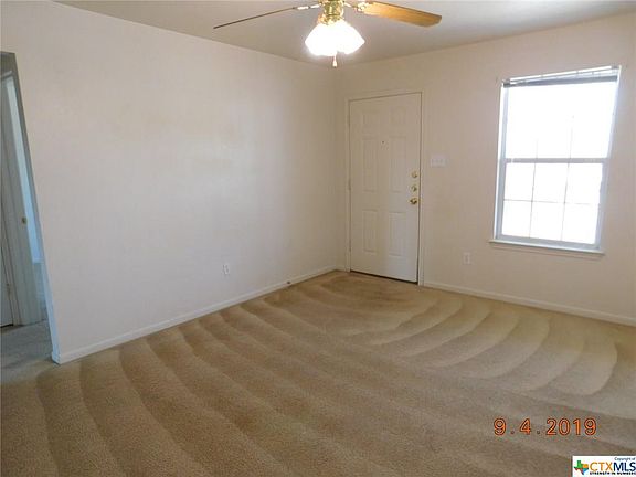 4th image of 4204 Primrose Dr Unit D