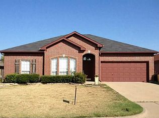 619 Joy Ln, Mansfield, TX 76063