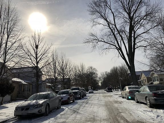 5th image of 5525 N Neenah Ave