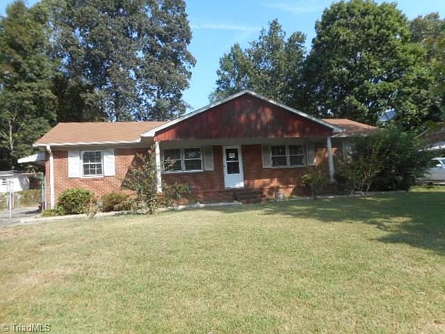 1st image of 3712 Lynhaven Dr