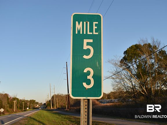 4th image of 20 Us Highway 98
