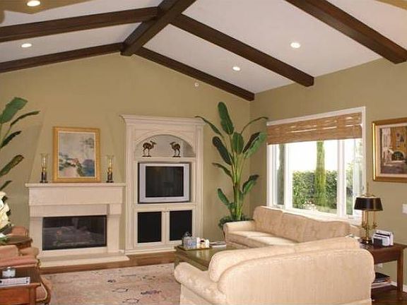 Casual Room