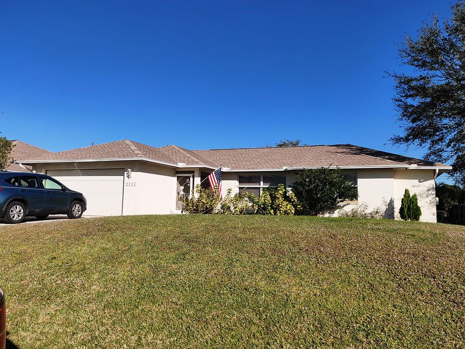 Home For Sale In Port Saint Lucie