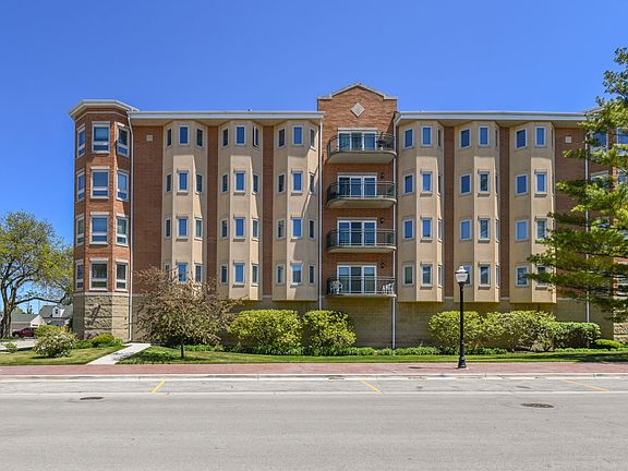 2nd image of 100 W Roosevelt Ave Unit 208