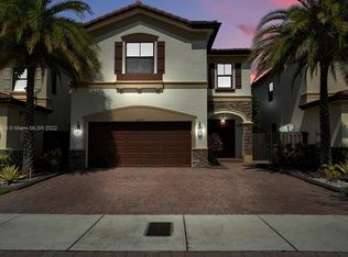 10025 NW 86th Ter, Doral, FL 33178
