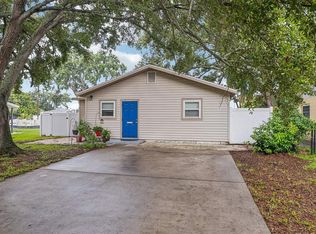 518 Glenoak St N, Saint Petersburg, FL 33703