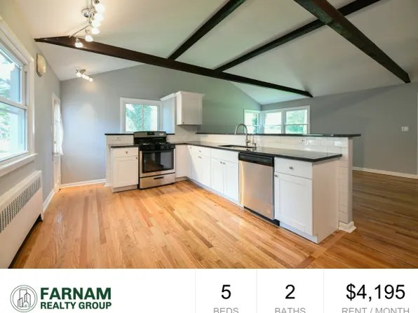 95 Riverside Dr, Hamden, CT 06518