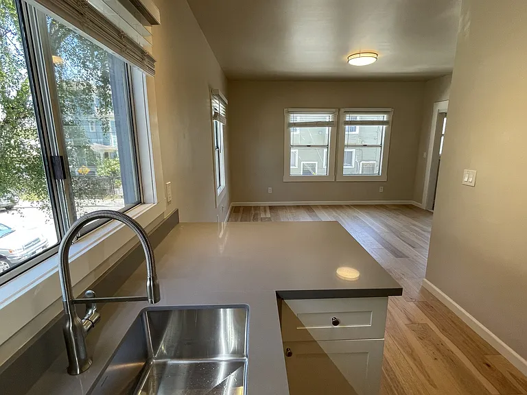 1809 Filbert St — Photo 5