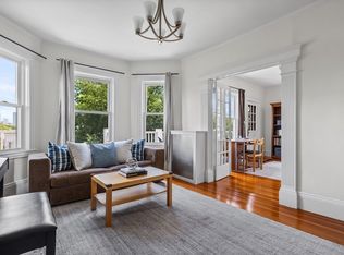 96 Browne St #3, Brookline, MA 02446