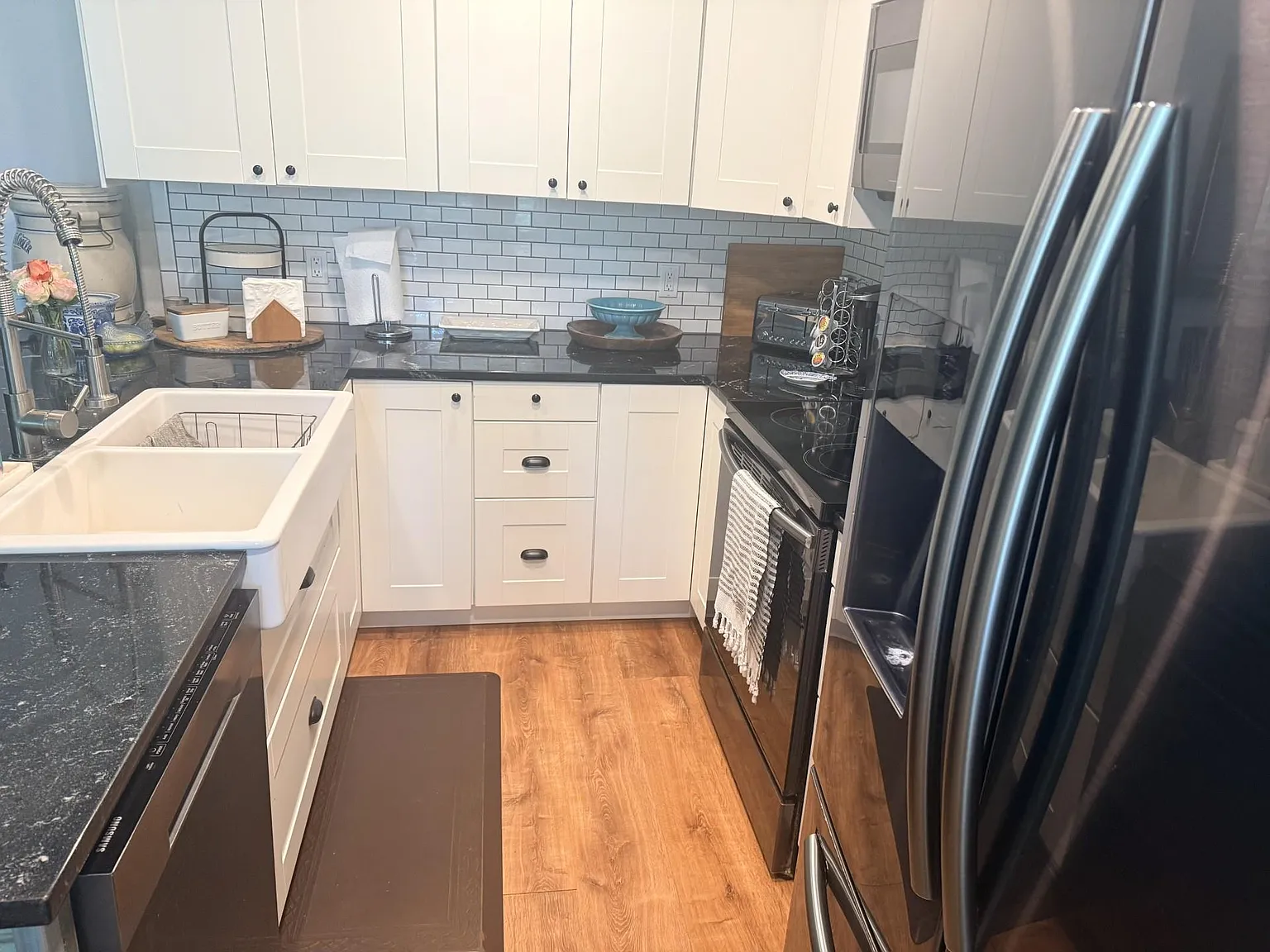 3 bed, 2.0 bath, 1700 sqft, $2,500 — Photo 4