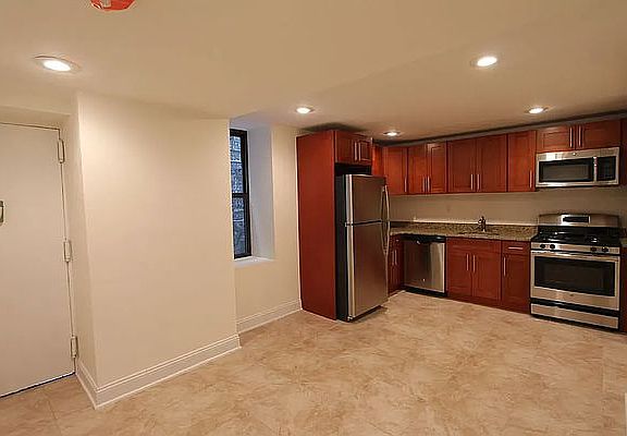 2nd image of 1526 St Nicholas Ave APT B