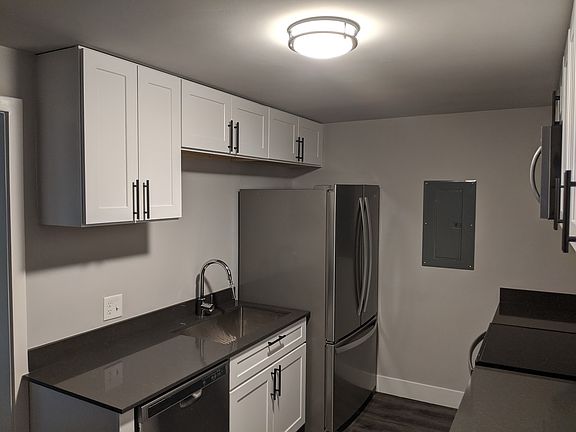 5th image of 931 N 104th St #935.5