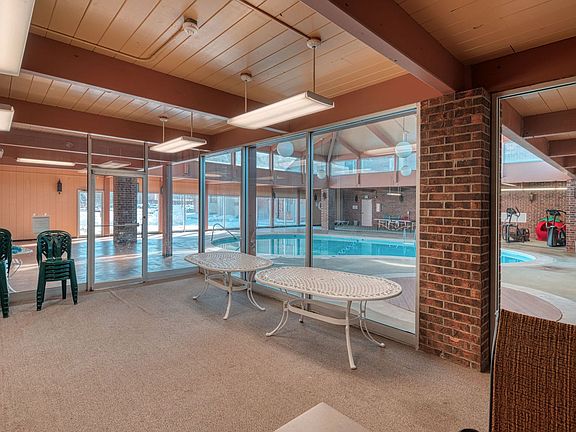 5th image of 715 N 40th St #206J
