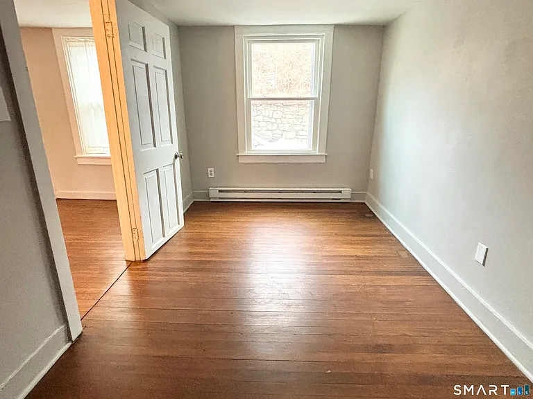 122 Main St #A — Photo 13