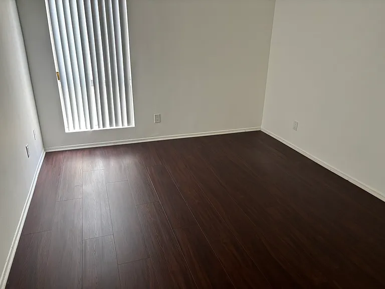 1428 Kelton Ave #301 — Photo 7