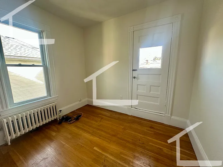 77 Fairbanks St #3 — Photo 6