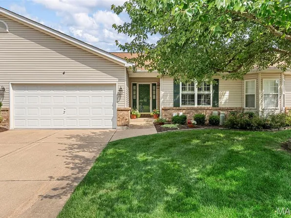 4 Spring Gardens Ct Unit 1C, Saint Charles, MO 63303