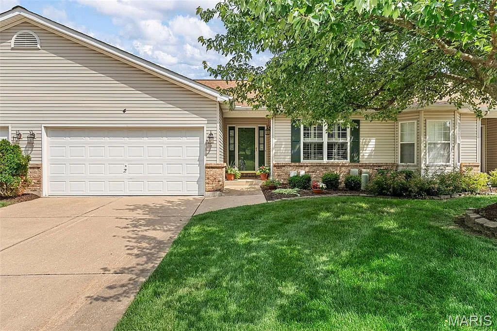 4 Spring Gardens Ct Unit 1C photo 1