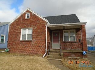 2258 Hinde Rd, Toledo, OH 43607