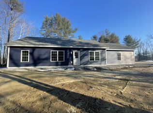 15 Splendor Dr, Sabattus, ME 04280