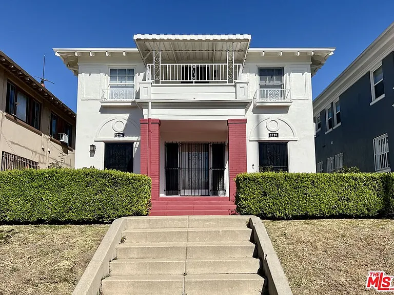 1216 5th Ave — Photo 38