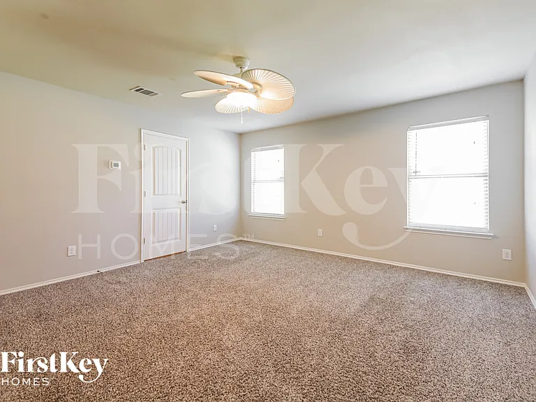 1413 Waco Turner — Photo 10