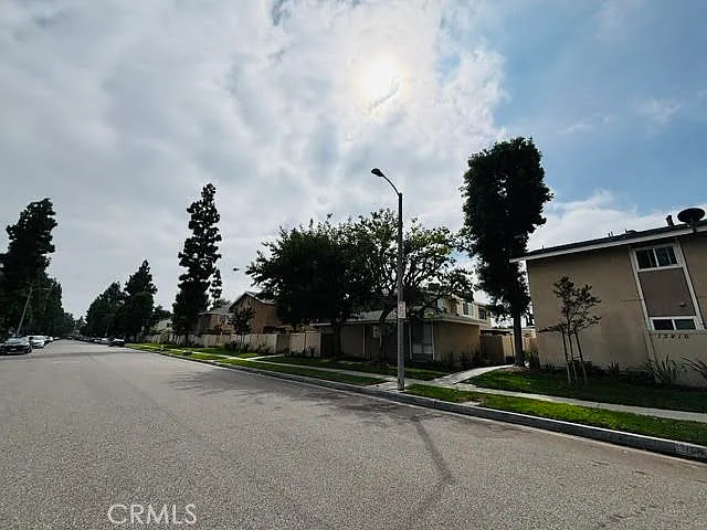 13410 Village 1/4