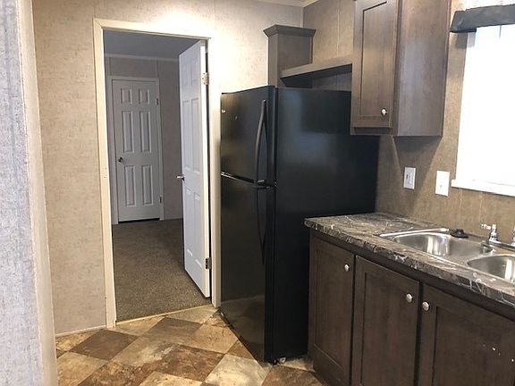 4th image of 7769 Kimberly Dr #100