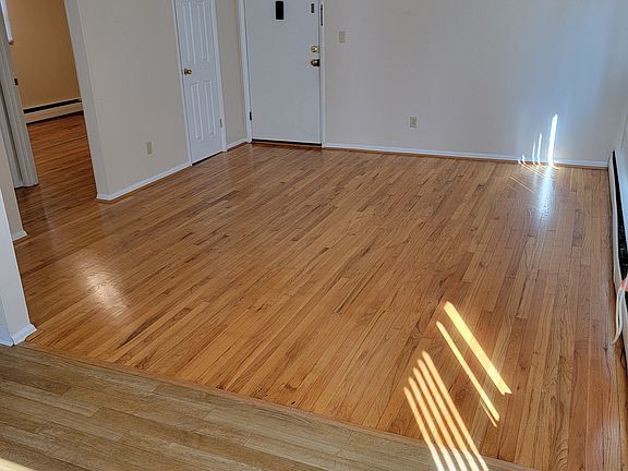 3rd image of 426 Harper Ave