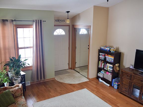 3rd image of W3170 Elm Ln