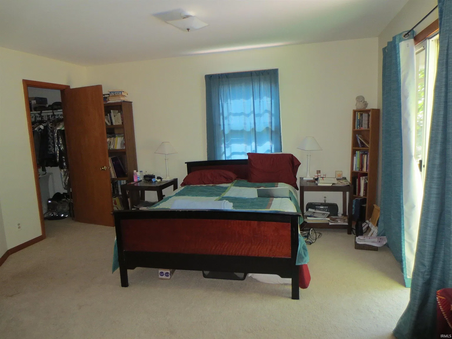 3 bed, 3.0 bath, 1634 sqft, $2,100 — Photo 4
