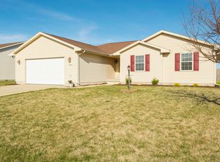 904 Allison Dr, Tolono, IL